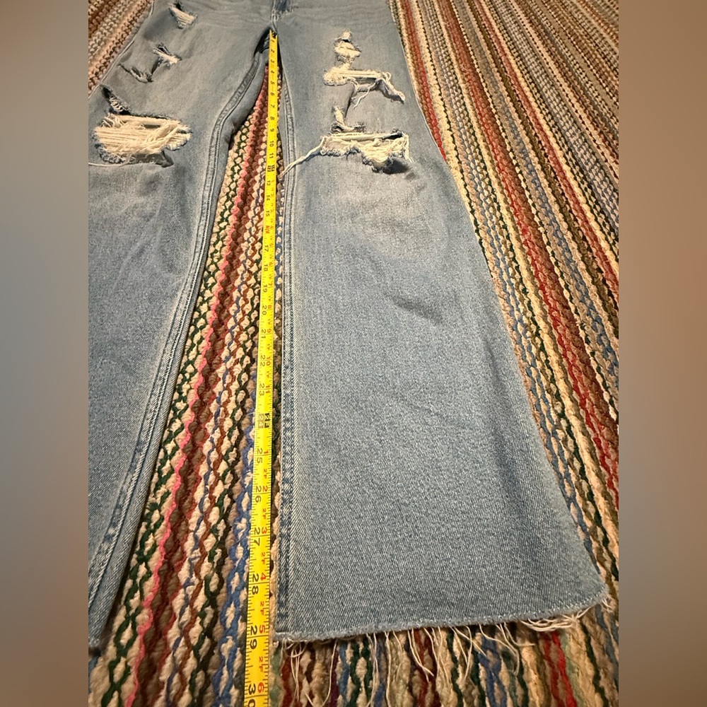 Hollister Light Blue Distressed Ultra High Rise Dad Straight Leg Jeans - 00/24R - Picture 3 of 7